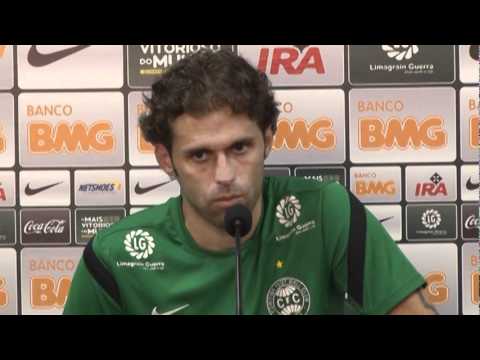 Coritiba 4 x 2  Atlético PR   Lincoln 1