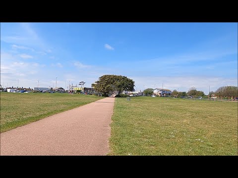 Virtual Walk - Cutting Across Southsea Common - Portsmouth - June 2021 | kittikoko