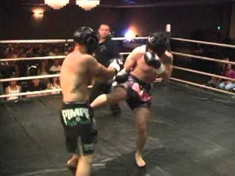 SUPREME STRIKING CONCUSSION: Chris Avinge vs Brian Martinez