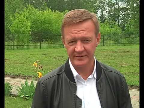 В годовщину смерти курского скульптора Вячеслава Клыкова на его малую родину приехали десятки почитателей
