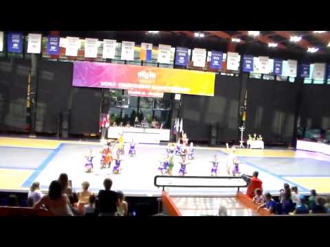 Mažoretky Elité Minís Ostrava Poruba MS v PRAZE 2014
