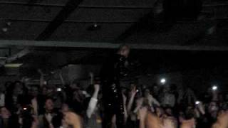 Skunk Anansie - On My Hotel TV (skin crowd surf!)[live at glasgow 02 academy november 2009].MPG