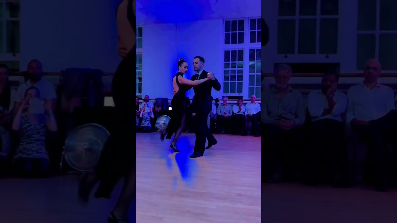 Show in London with amazing Andrea Kuna & Julián Vilardo 😍😍😍 Follow @tangoexpo
