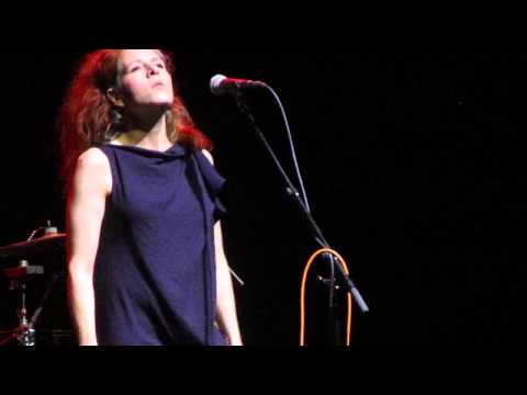 Neko Case - Nearly Midnight, Honolulu (Sydney Opera House, 3/3/2014)