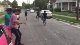 HYDEF Dances To King Kollision & Young Scratt 's - Da Money Walk