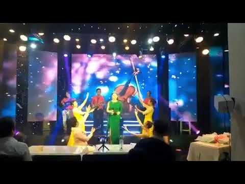 TIẾNG DƯƠNG CẦM TRONG MƯA