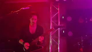 maNga - Intro ile Sahneye Giriş &amp; Işıkları Söndürseler Bile @6.45 Kaybedenler Kulübü