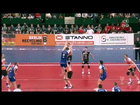 DVV-Pokalfinale zwischen dem VfB Friedrichshafen und den Berlin Recycling Volleys