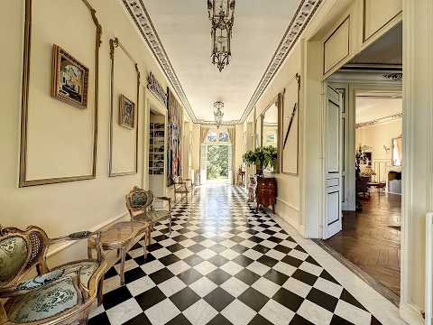 Property video thumbnail