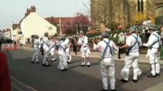 preview picture of video 'Morris dancers in Pocklington'