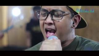 Download lagu iLive - Dudy Oris ( Aku Yang Jatuh Cinta) mp3 Download lagu iLive - Dudy Oris ( Aku Yang Jatuh Cinta) mp3