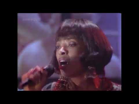 The KLF feat. Tammy Wynette - Justified & Ancient (Top of the Pops 1991)