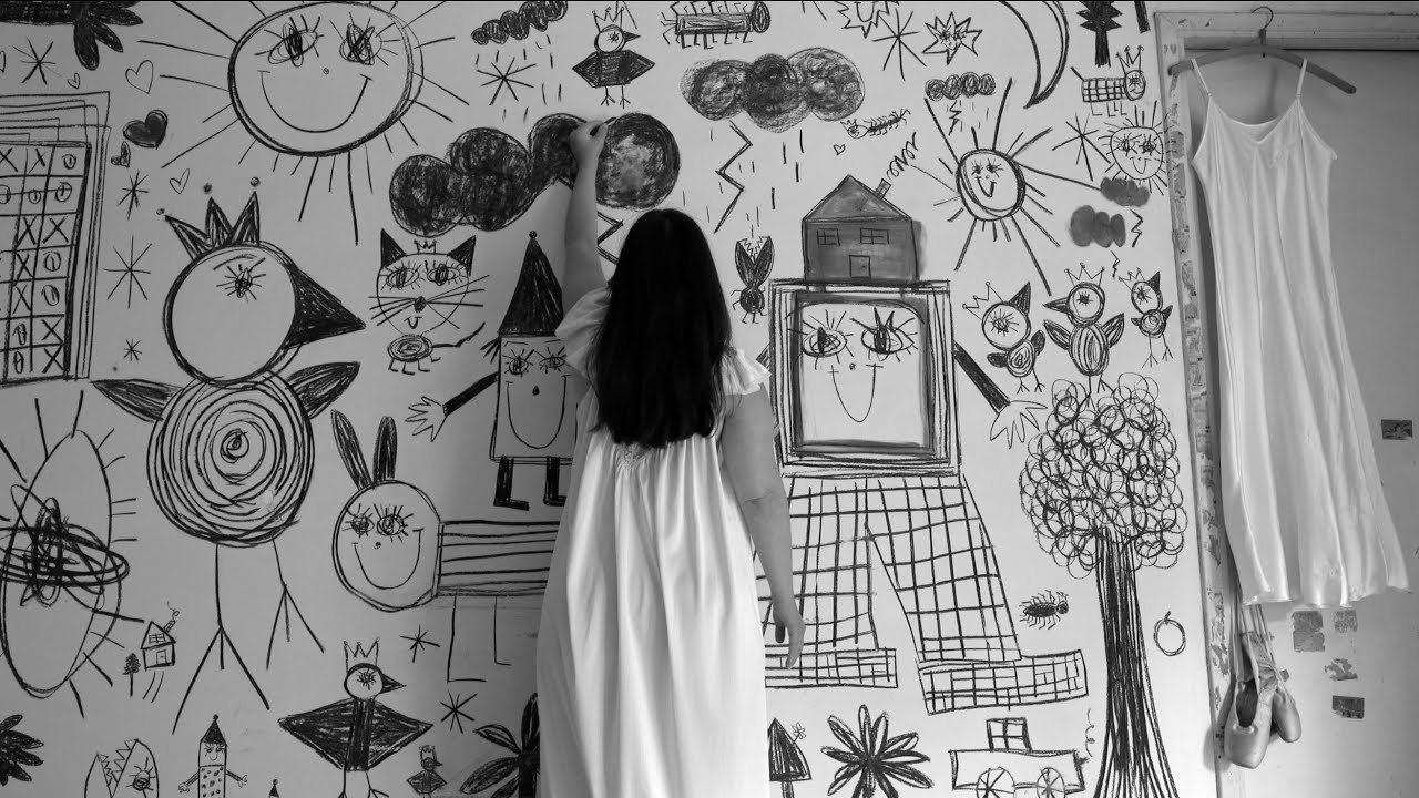 Black Chalk by Julieta Tetelbaum (2022) Drawing Scene 4K