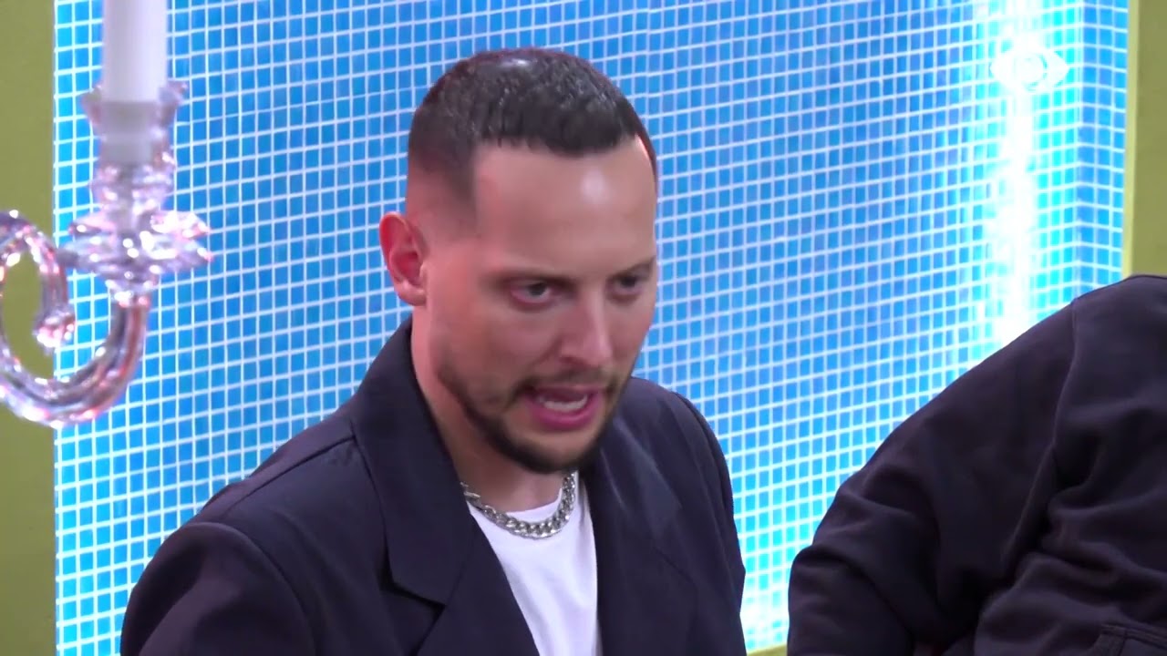 “E kam bërë çarjen tuaj”/ Graciano debaton me Julin: Mos bëj si i trashë, se je inteligjent