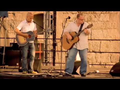 PIXIES - Ed Is Dead - Acoustic - LIVE