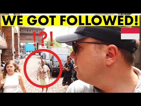 **WE'RE BEING FOLLOWED!** Visit to markets in Denpasar city. Bali 🇮🇩 PART #11