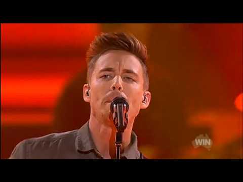 Voice AUS 2013 Showdowns Nick Kingswell sings Army Of Two