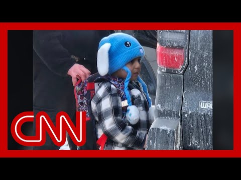 移民局帶走5歲男童，滯留德州收容所！ (5-year-old boy taken by ICE is being held at Texas facility)