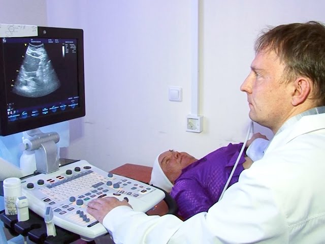 К врачам без очереди