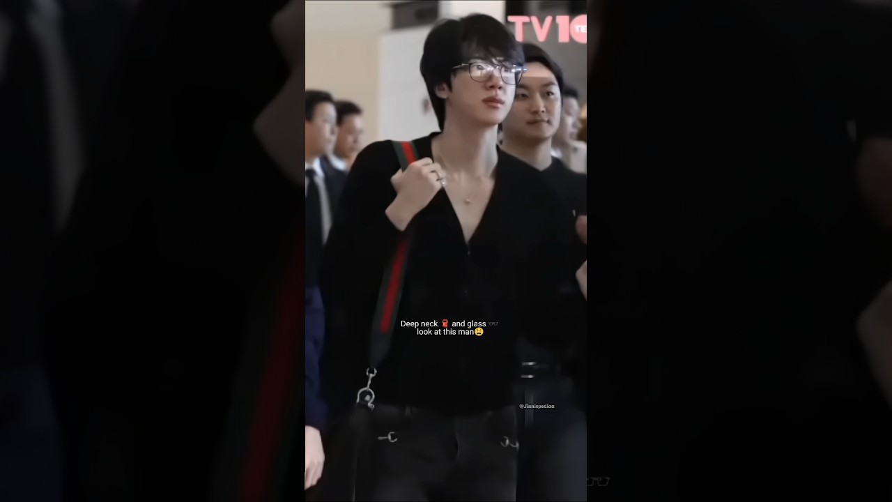 Deep neck and glasses on Jin, it's ille*gal 😩 #taejin  #태진