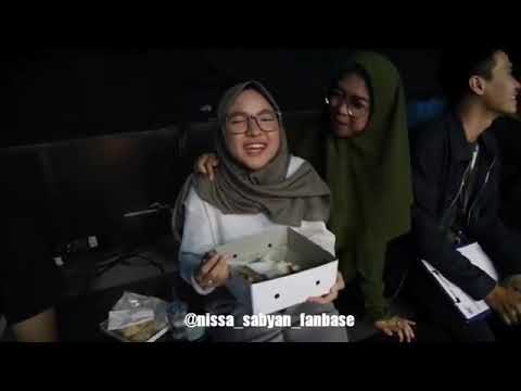 Performa Nissa Sabyan dan Ria Ricis