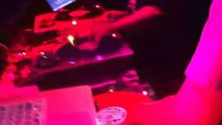 DJ Tape Mastah Steph & DJ Buddha Fingers On Da 1's & 2's