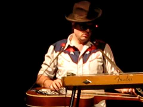 Hank 3 at the One big wag. D Ray White live 8/27/11