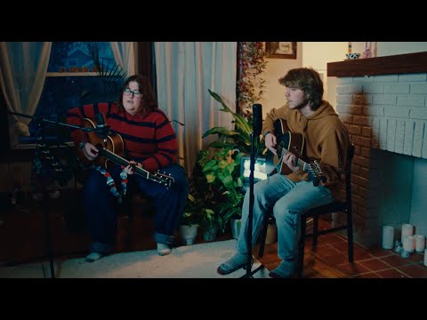 hey, nothing - 33° (Live from the Den)