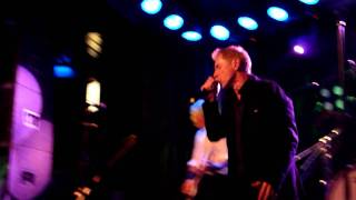 Dr Feelgood - Milk & Alcohol (live)