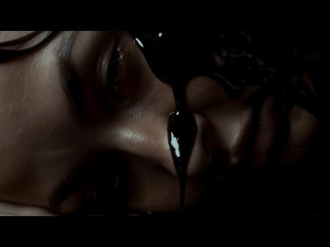 Mila Miles & İlkin Dövlətov - Ay İşığında (Rəsmi Musiqi Videosu)