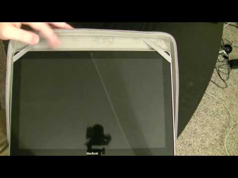 iSkin Soho Laptop Carrying Case Review