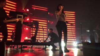 CHVRCHES - Playing Dead (live) - Detroit, October 9, 2015