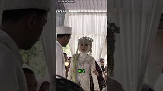 Download lagu Attending an Ex's Wedding, but No One Knows Why mp3