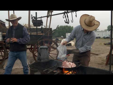Chuckwagon Secrets: Creating Culinary Masterpieces with Wood & Cast Iron