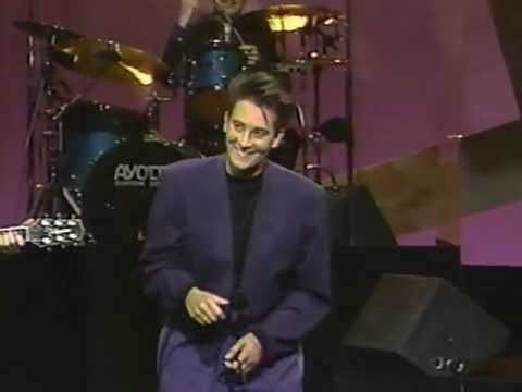 Trail of Broken Hearts - k.d. lang on Johnny Carson