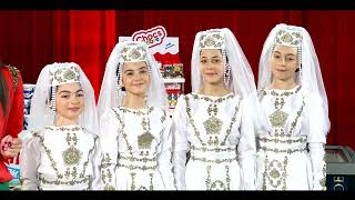 Փոքրիկ աստղեր/ «Նոր դար» համույթ / Նվերներ