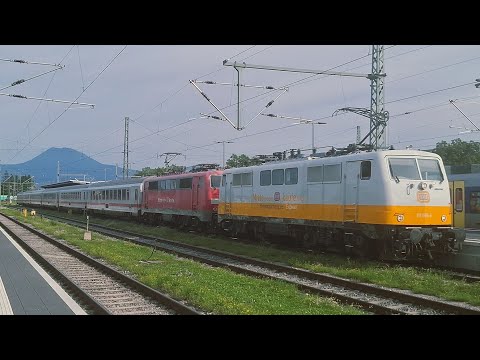 Abfahrt der 111 095-6 und 111 189-7 am IC2083/RE24 Königsee in Freilassing am 7.9.2025