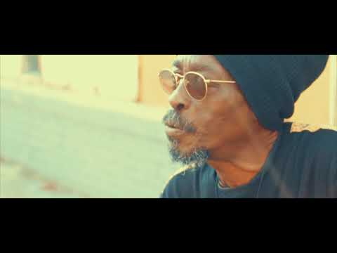 General Smiley ft. John-Marc Lucid - Cry No More (official video)