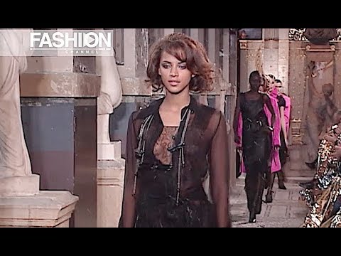 MICHEL KLEIN Fall 2004 2005 Paris - Fashion Channel