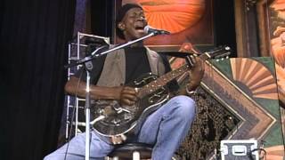 Keb&#39; Mo&#39; - She Just Wants To Dance (Live at Farm Aid 1999)