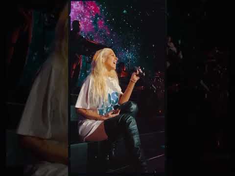 Christina Aguilera Soundcheck at Voltaire Las Vegas Residency - acapella LIVE