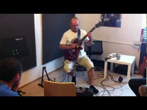 Artur Lesicki solo - Warsztaty Gitarowe Kuźni Gitarzystów