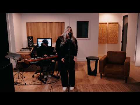 Firm Foundation (He Won’t) - Skye Reedy