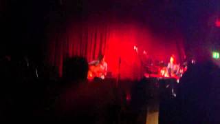 Brooke Fraser crows and locusts