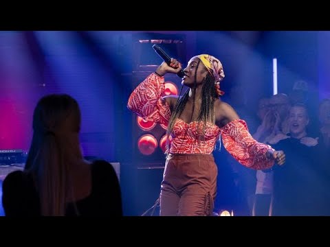 Gerda "Call me G" Kapenda haut die Coaches mit "Trap Mama" von Le Juiice um