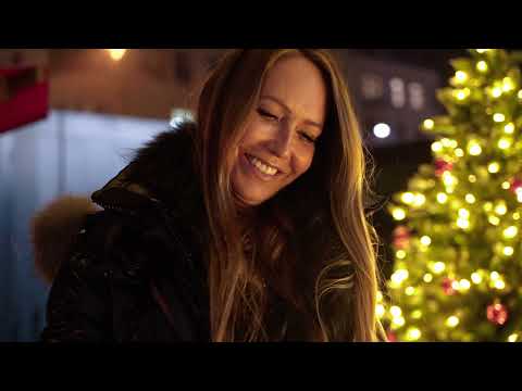 BOŽIČNA ČAJANKA z Rebeko Dremelj in Sebastianom