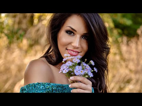 Burján Szafi - Szerelmes ölelés c. Vers (Előadja: Szinetár Dóra)