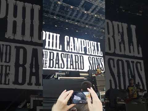 Phil Campbell and the Bastard Sons
