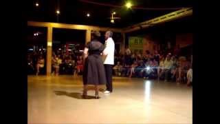 Coca y Osvaldo Cartery   Ensuenos   Orq  C Di Sarli