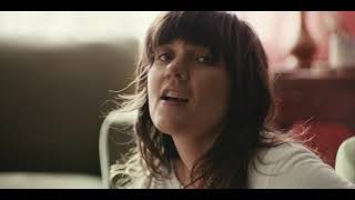 Courtney Barnett – “Rae Street”